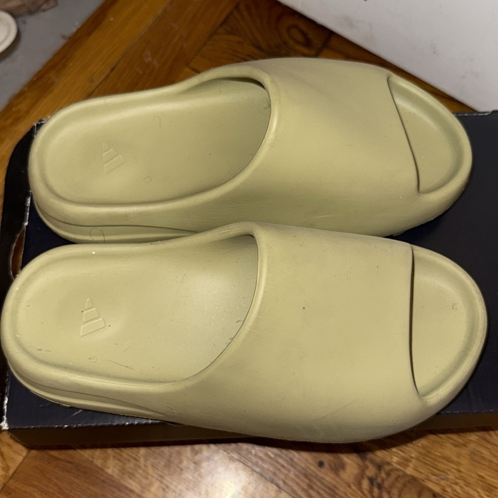 Adidas Sage Green YEEZY Slides